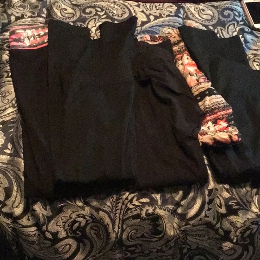 5 pair leggings and 1 pair yoga pants